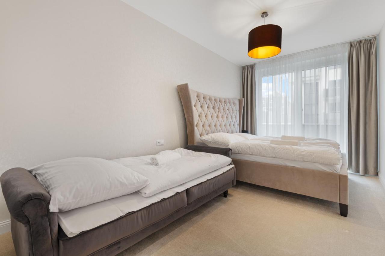 Lam Jegeho Alej - Jacuzzi - Free Parking Apartment บราติสลาวา ภายนอก รูปภาพ